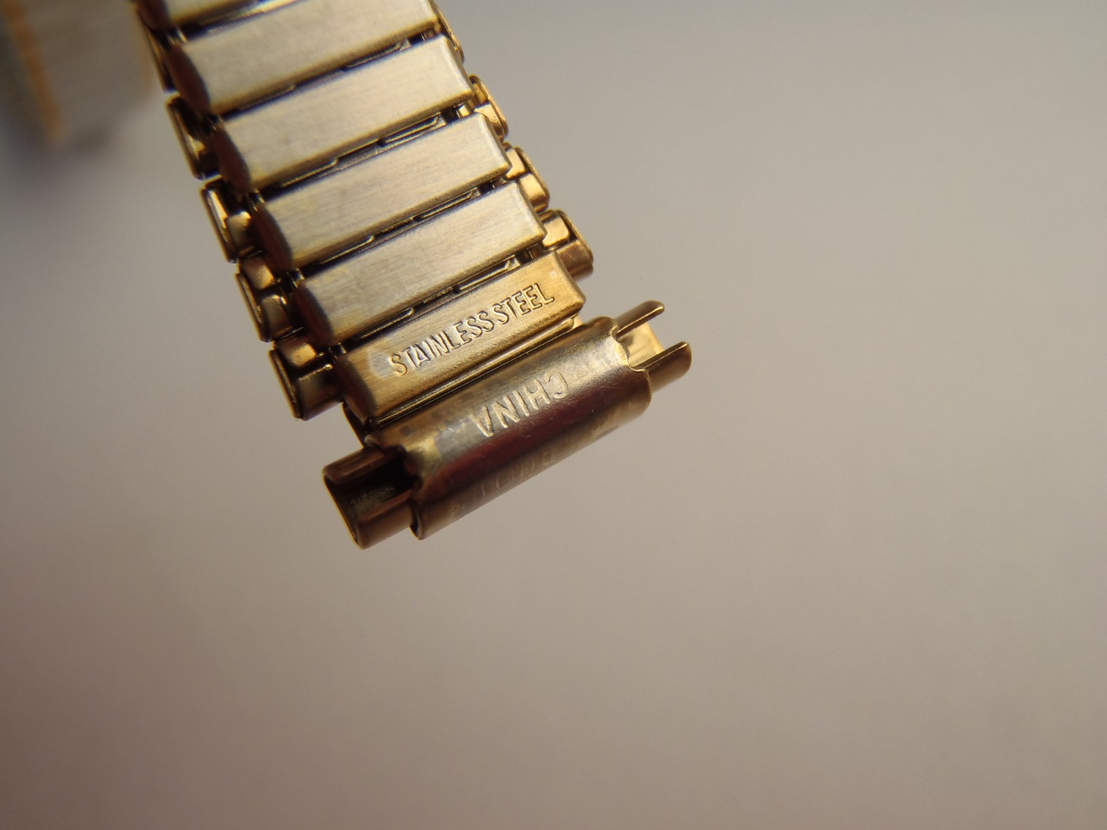 8mm – 11mm Hadley Roma Two-Tone Stainless-Steel Watch Band Straight Ends NOS