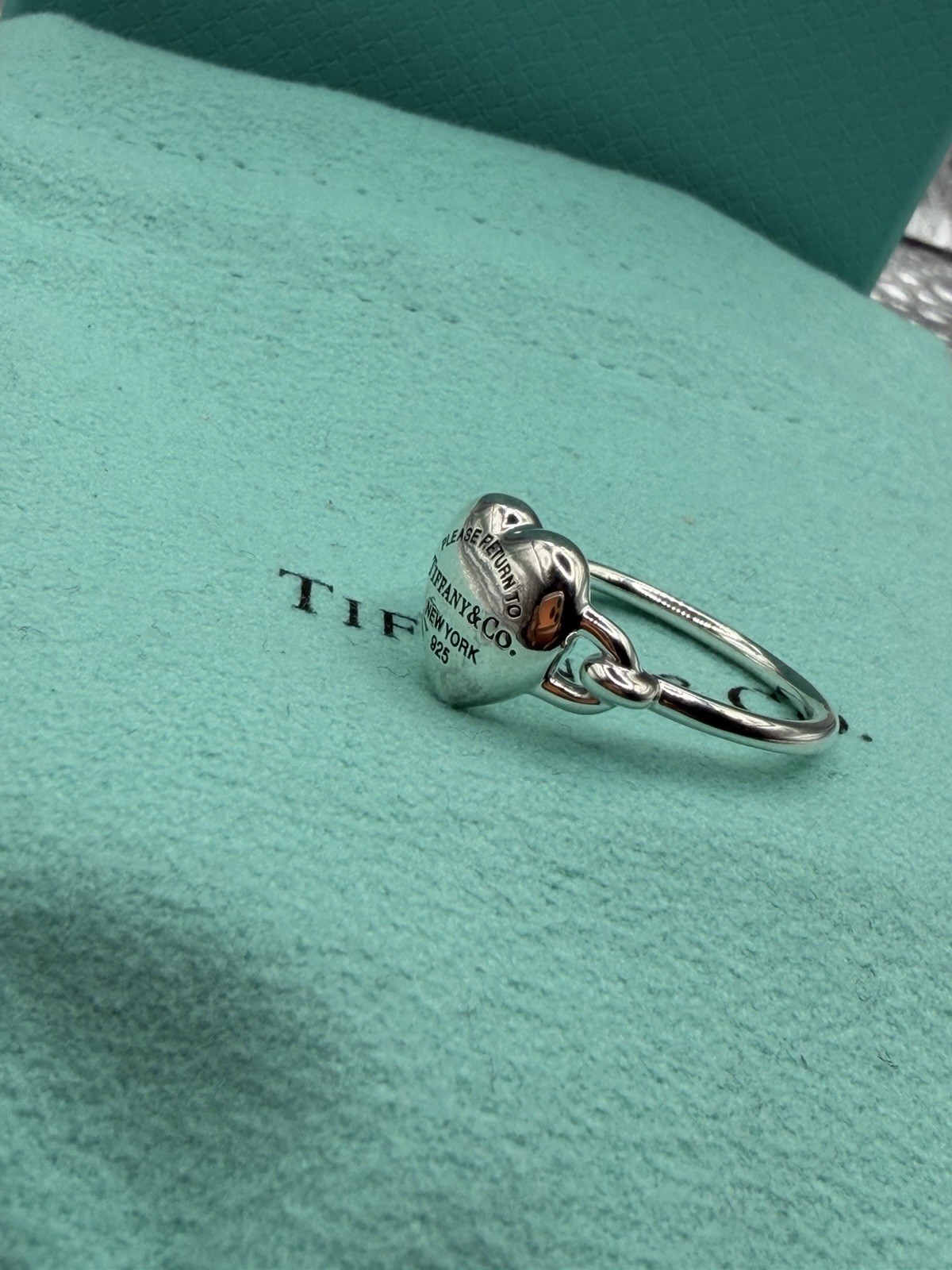 Tiffany & Co. Sterling Silver Return To Tiffany Full Heart Ring size 6