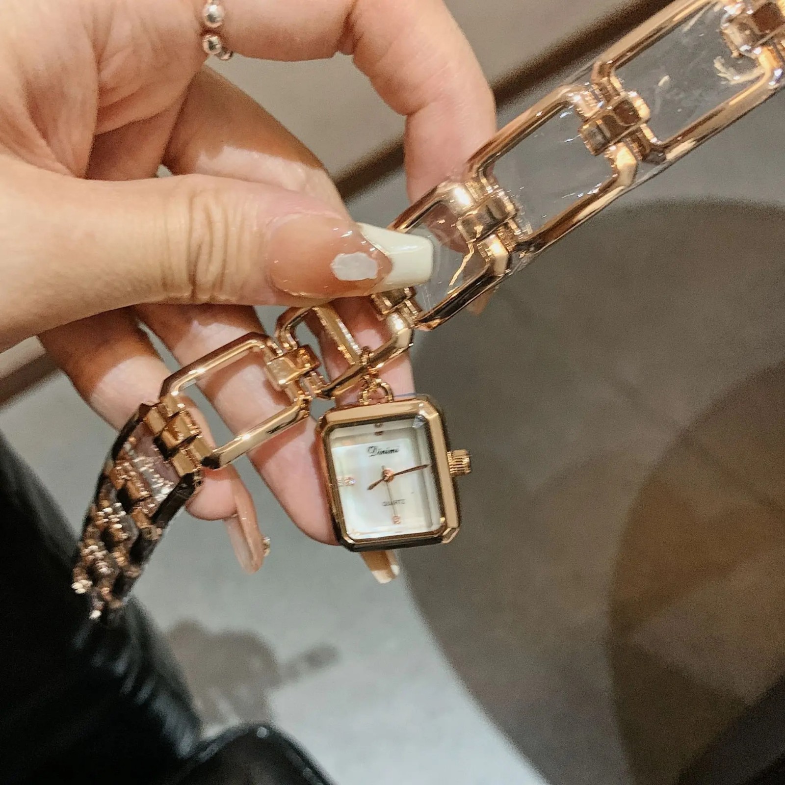 Women’s Gold Watch Vintage Brown Jade Bracelet Small Dial Quartz Daily Wear Part