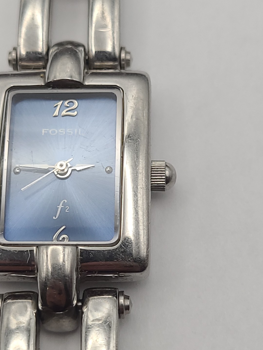 Vintage Fossil Womans Watch ES-8956 F2 Blue Dial New Battery Working