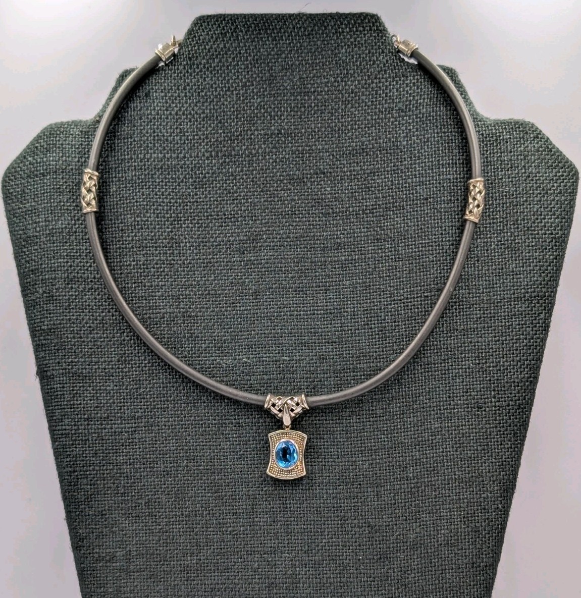 World Wide Imports Vtg Sterling 925 Blue Glass Pendant Faux Blk Leather Necklace