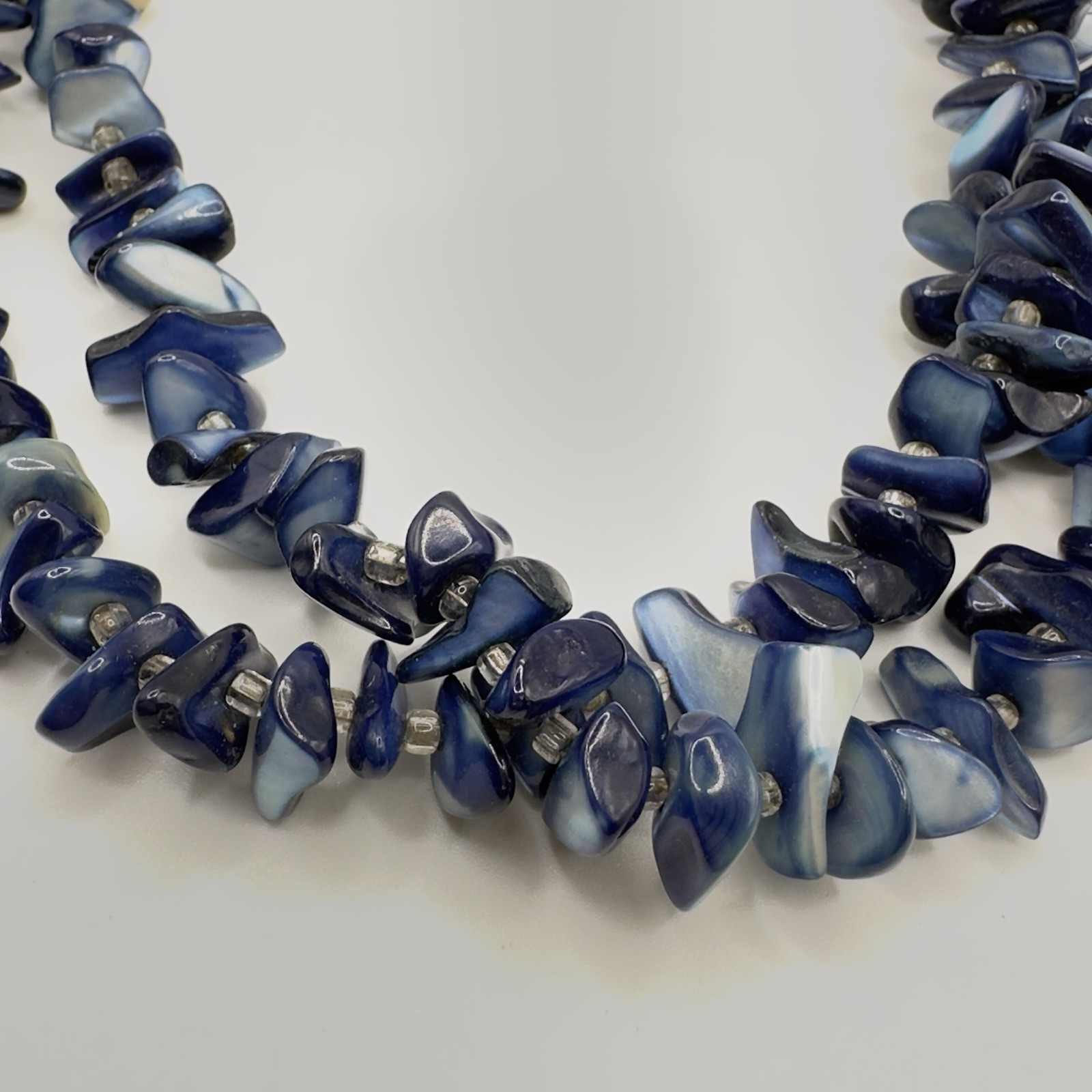 Shell Necklace Double Strand Dyed Dark to Light Blue Adjustable 14″ – 16″ BEAUTY