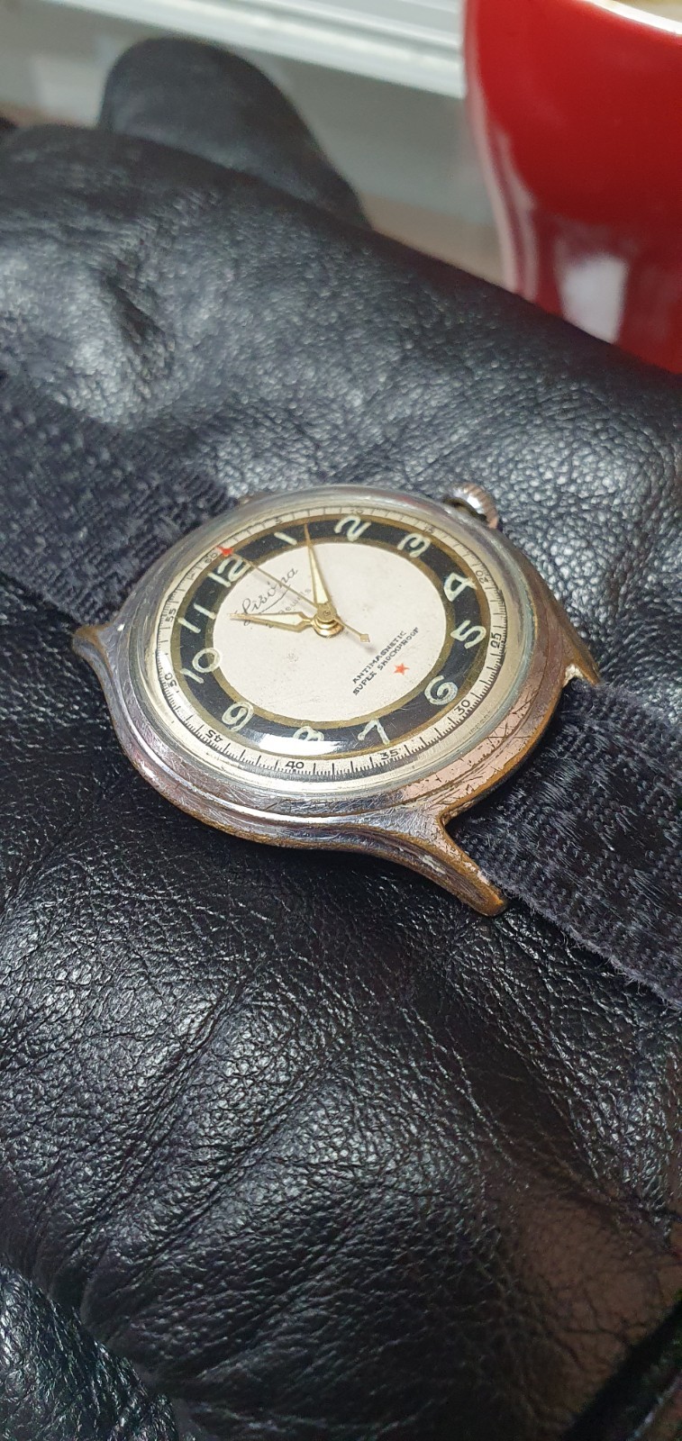 Vintage Men’s Lisona De Luxe Watch, French-Made Cal. HP 127, Mid-20th Century