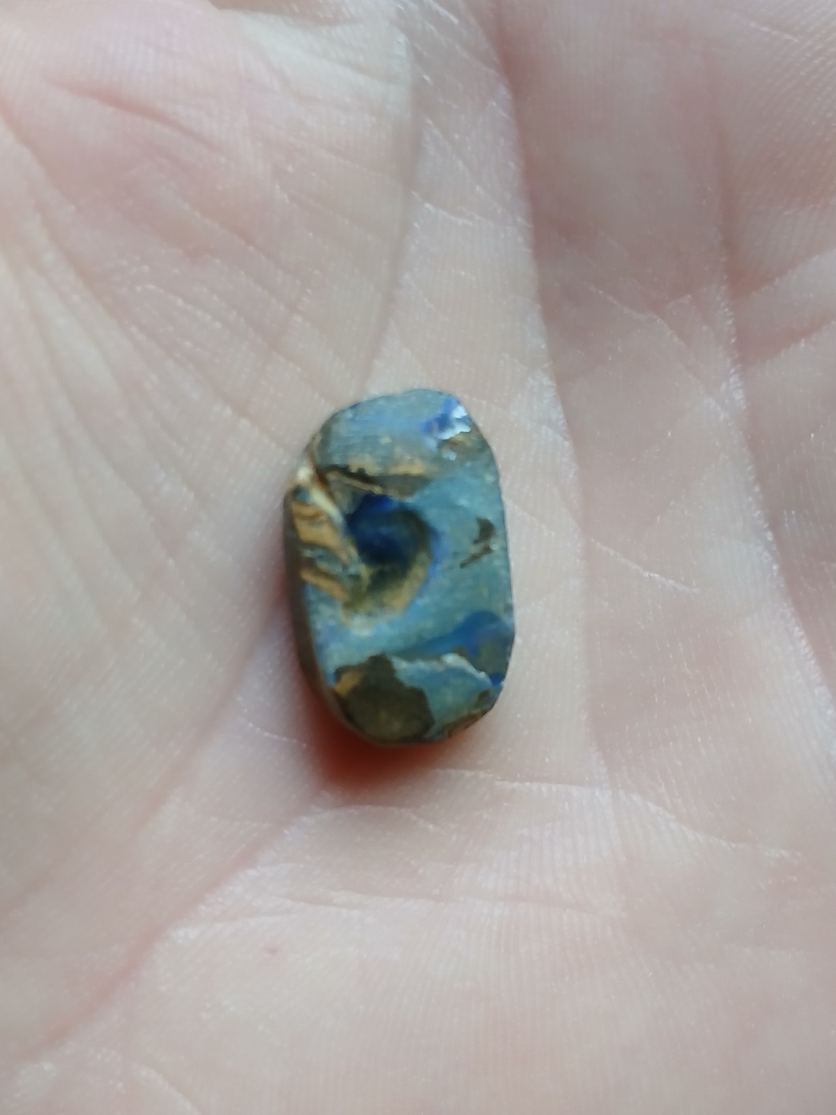 Australia Boulder Opal Unknown Field R2093 Specimen 10 Carat Blue Multi Sided