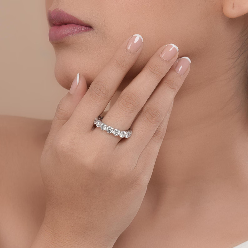 14K White Gold Lab-Grown Round-Cut Diamond Full Eternity Band Ring For Mother