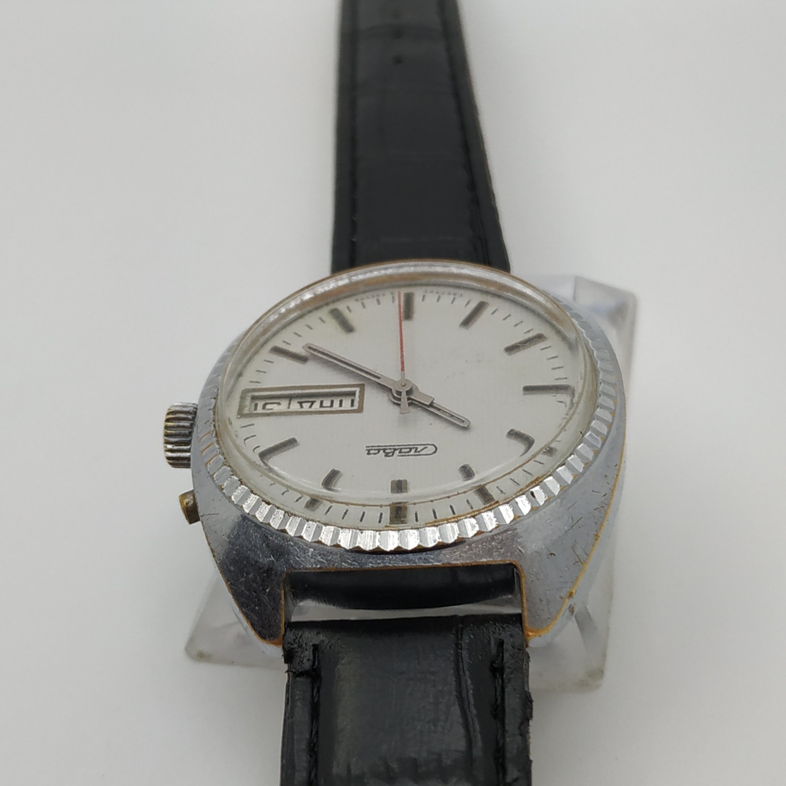 Dress Men’s Watch SLAVA Vintage USSR Mechanical SERVICED Retro Soviet Russia