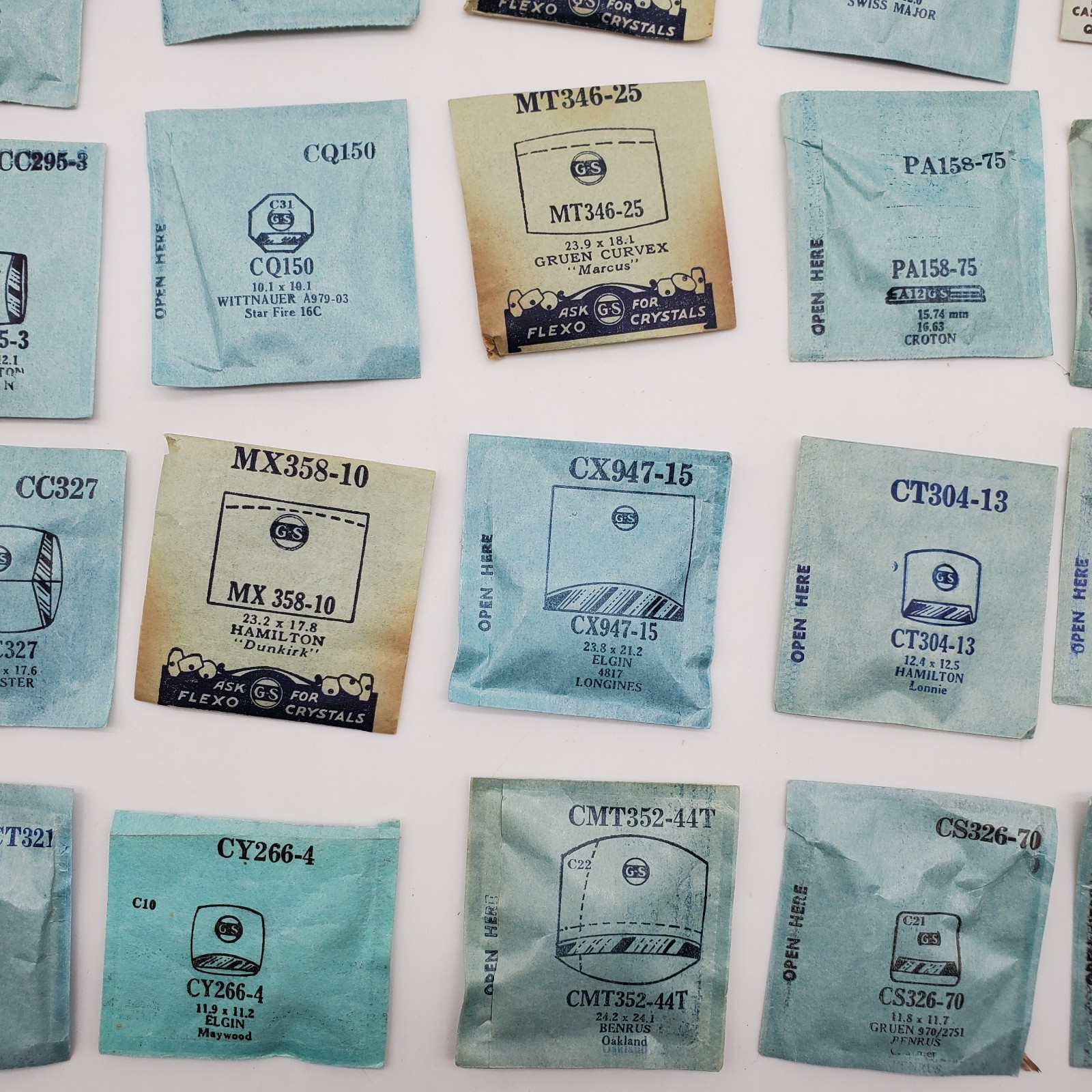 Lot of 50 G.S. Watch Crystals for Various Watch Maker NOS Various Sizes #28
