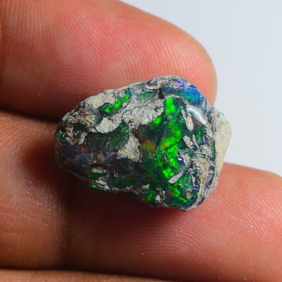 9.45 Ct Smooth White Ethiopian Opal Rough, Ideal for Jewelry – Smoked Opal Raw