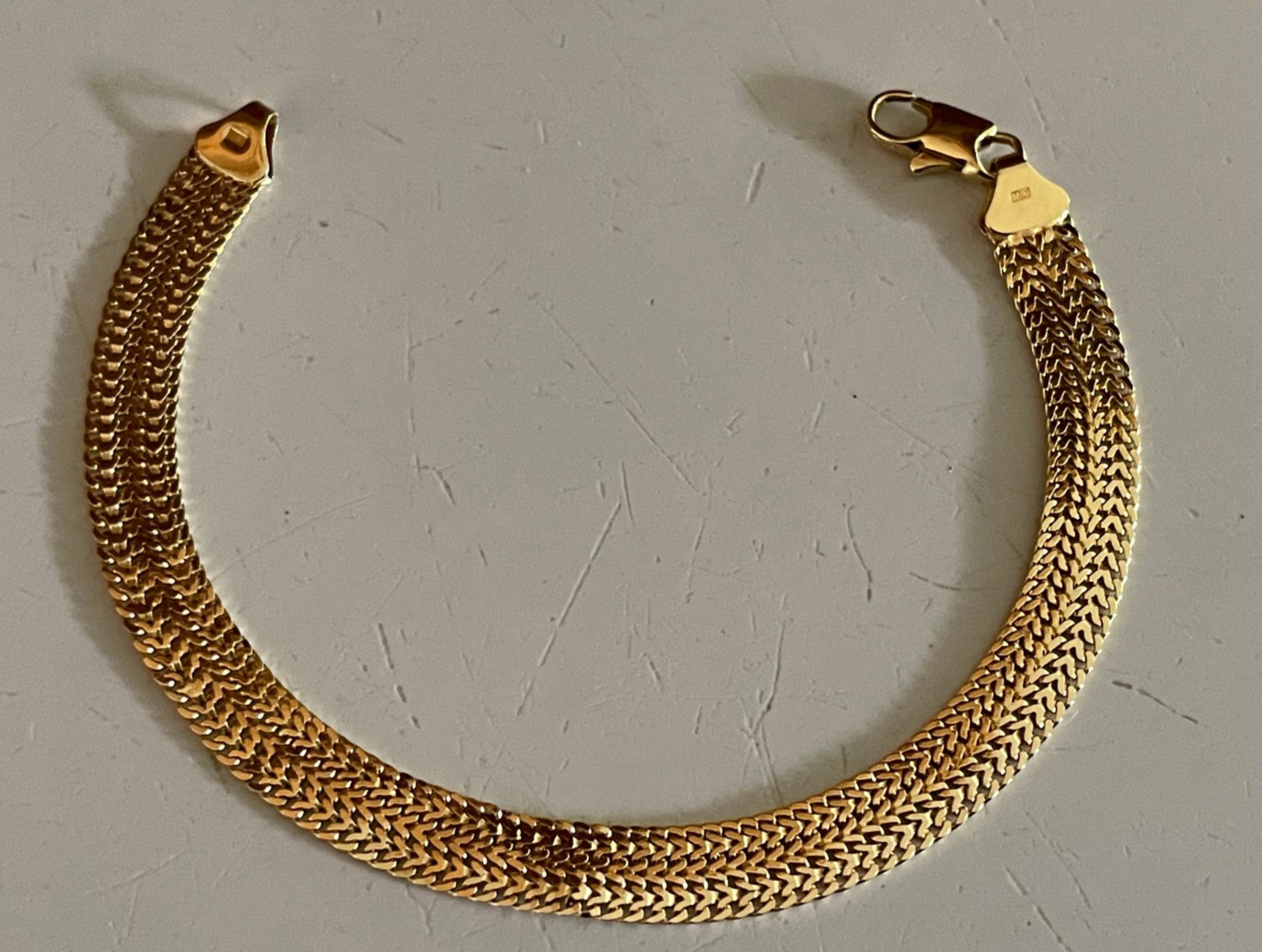 14 KT Yellow Gold Bracelet 6.07 G 7 in. Italy Beautiful