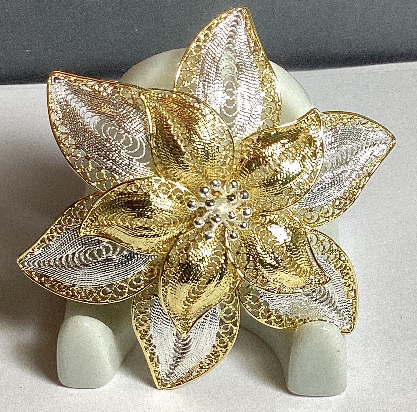 Vintage Signed ABJ Sterling Silver Gold Vermeil Spun Filigree Flower Pin Brooch