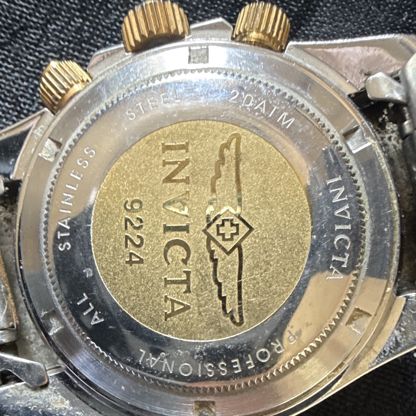 Vintage Invicta Quartz Chronograph Date 200m Two-Tone Black/Gold Dial
