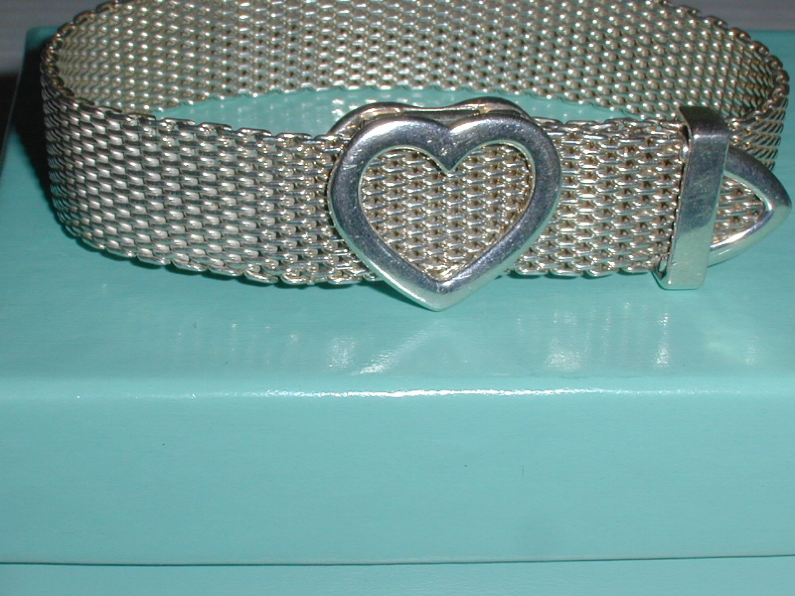 TIFFANY & CO STERLING SILVER SOMERSET MESH BUCKLE BRACELET W/ HEART- 7″ !