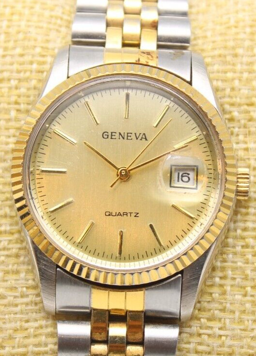 GENEVA QUARTZ TWO-TONE VINTAGE MEN’S WATCH 35.4mm 18.6mm LUG FOR REPAIR (JC2)
