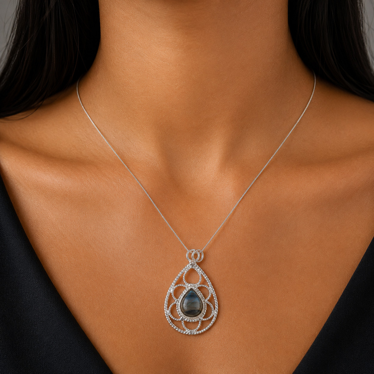925Sterling Silver Labradorite Gemstone Jewelry Handmade Boho Pendant 1.4″ Gifts
