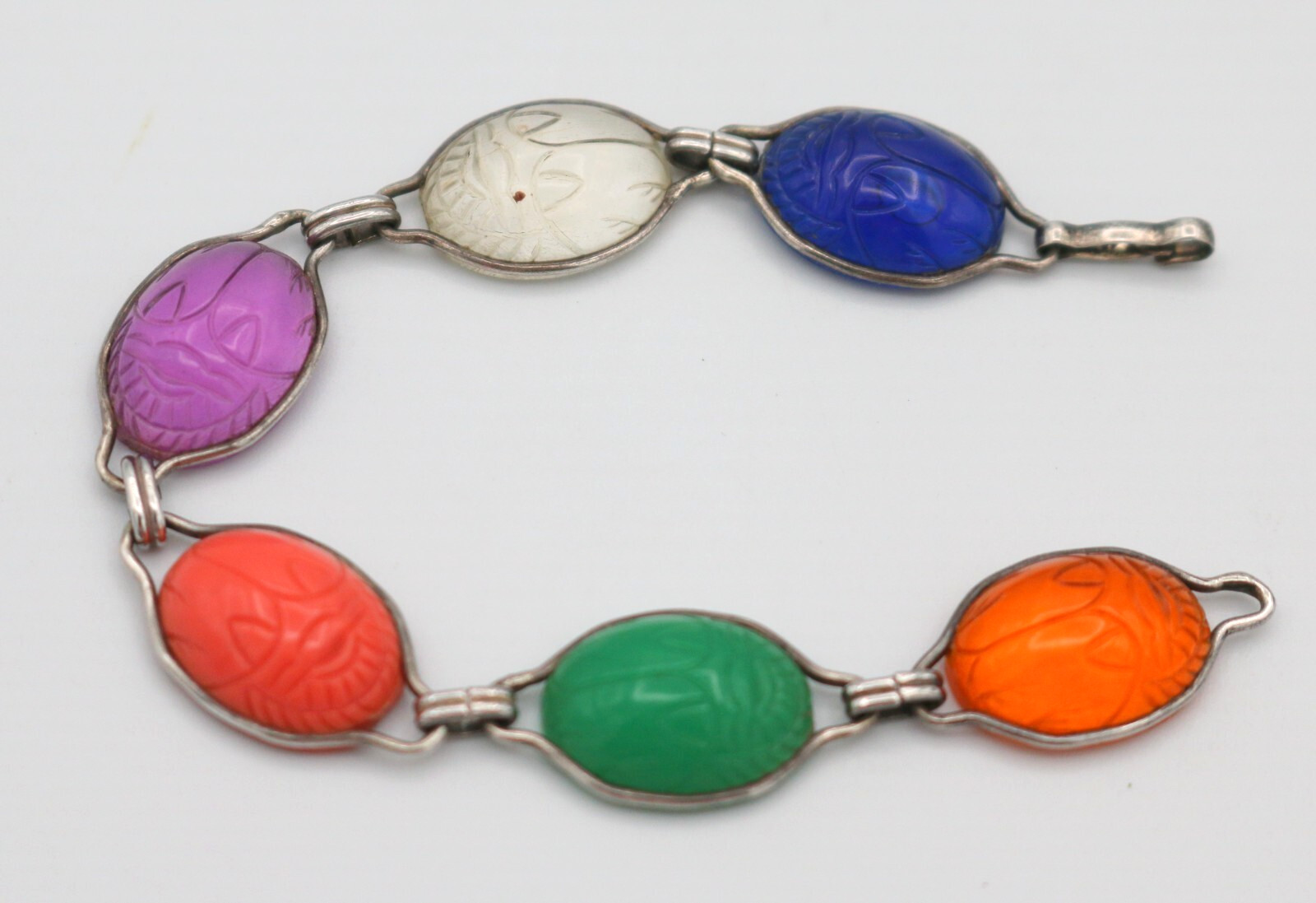 Vintage Truart Sterling Silver Carved Lucite Scarab Bracelet 7 IN 8.8 Grams