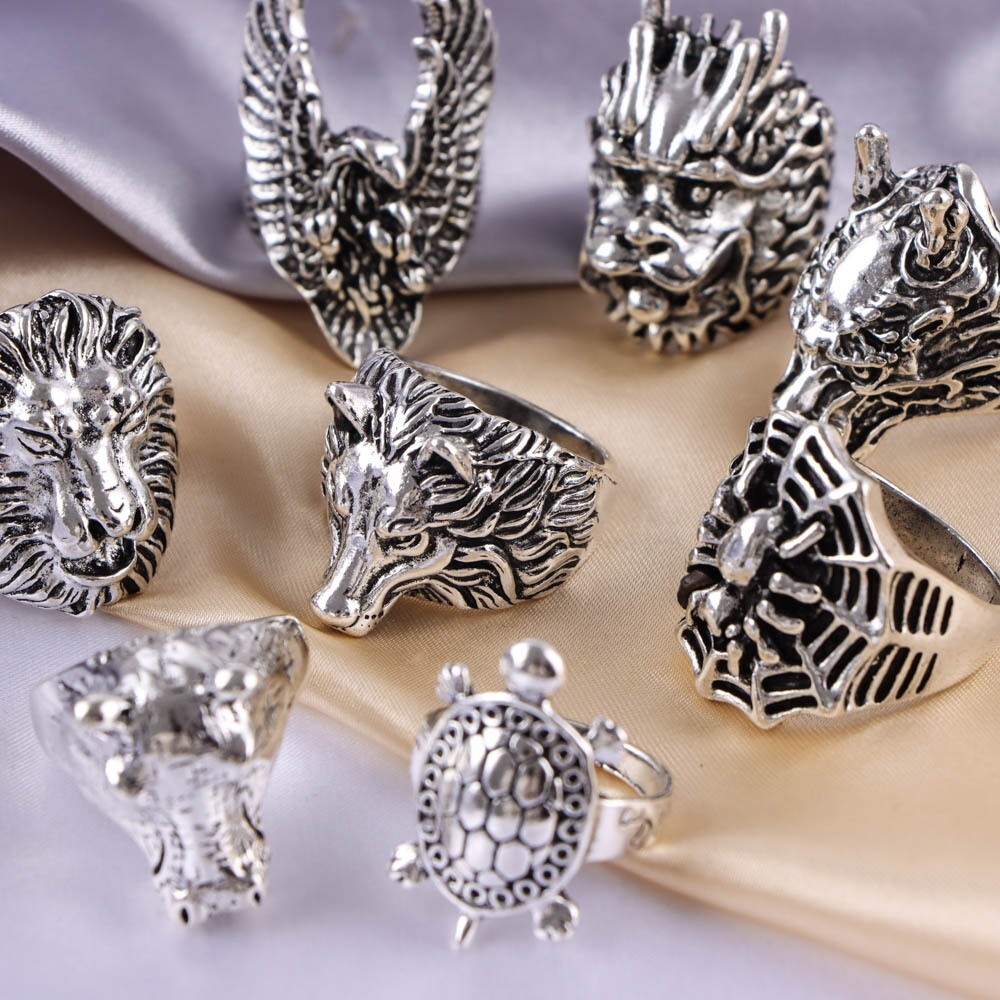 Wholesale 50pcs Punk Animal Rings Mixed Alloy Plated Vintage Unisex Jewelry Set