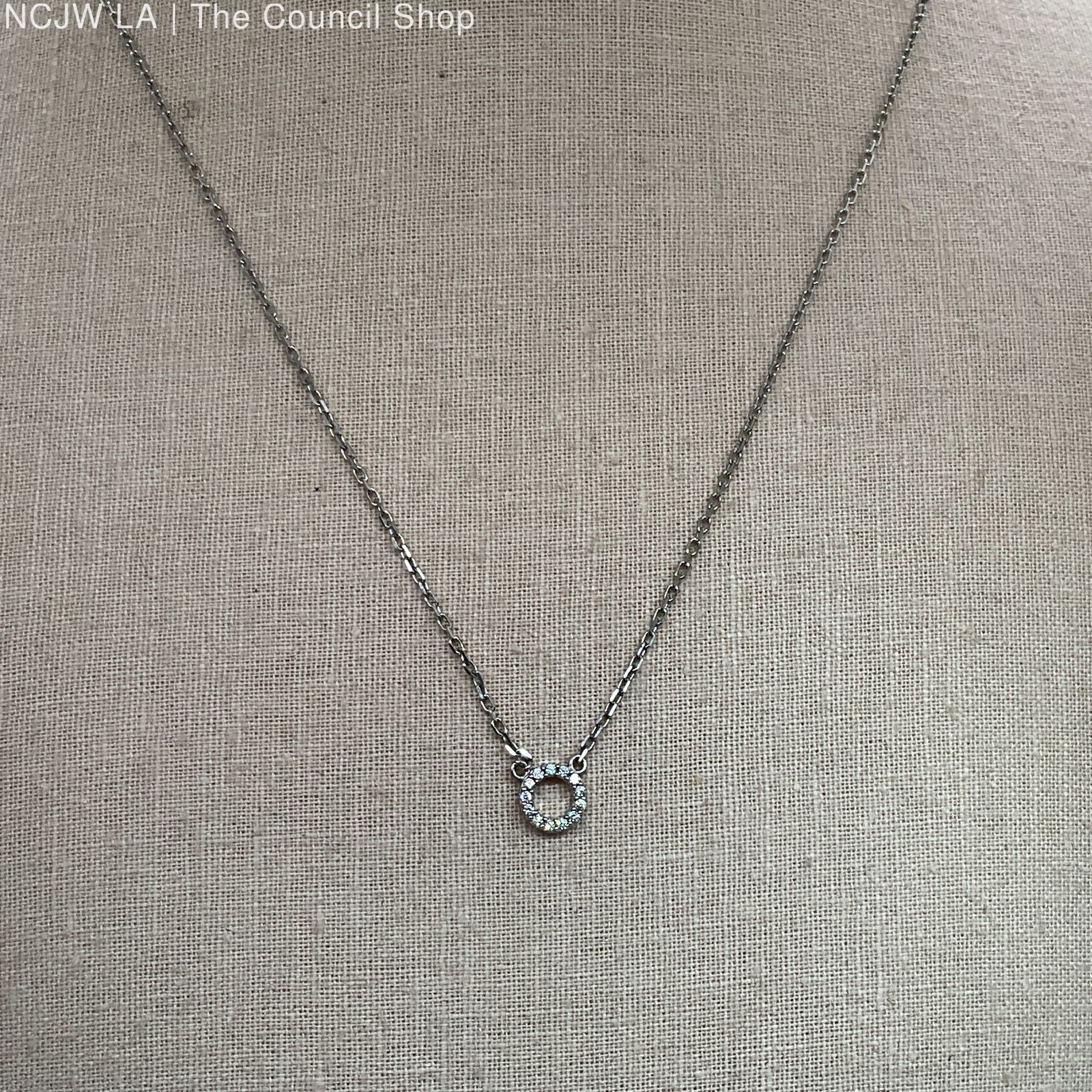 Sterling Silver Rhinestone Disc Pendant 18″ Chain Necklace- 2.56g