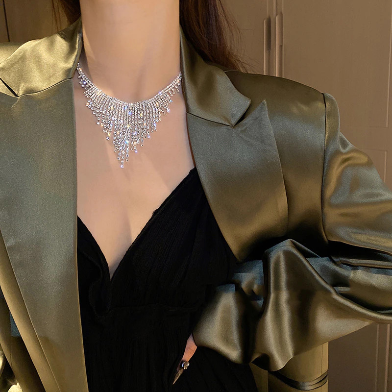 Women Rhinestone Tassel Necklace Jewelry Accessory Choker 96-3