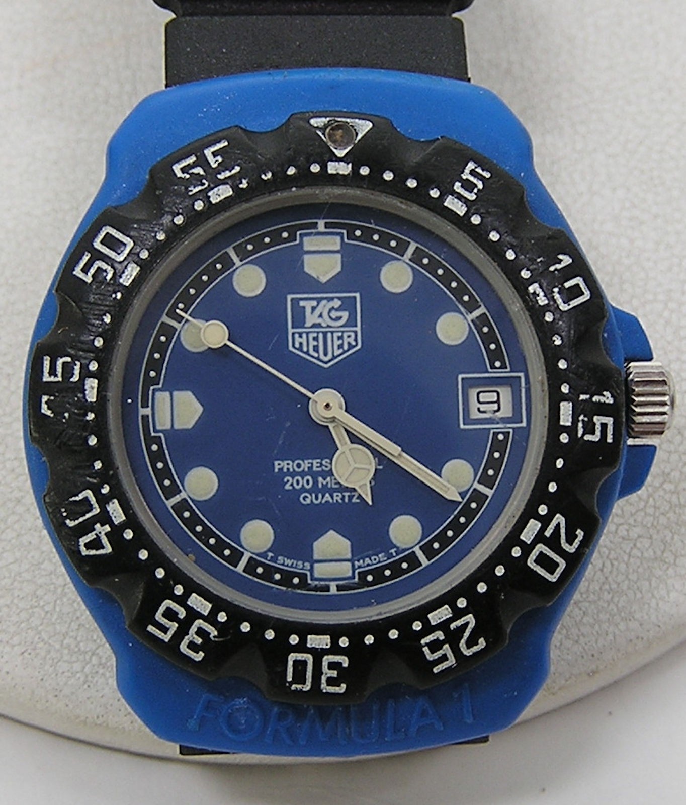 Vintage Tag Heuer Formula 1 Professional 381.513 35mm Blue w/Black Original Band