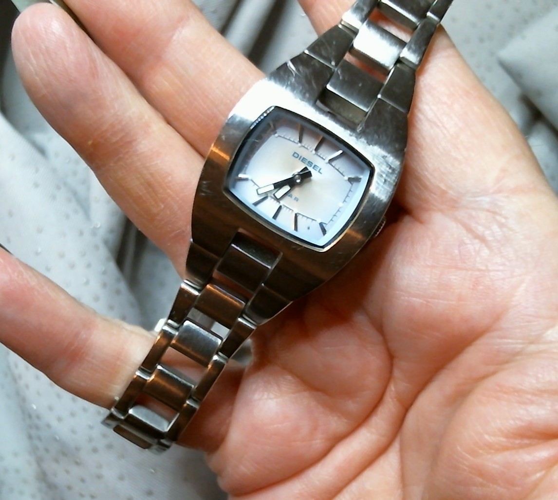 Stunning Diesel 5BAR Watch. Good Working Order. New Battery.