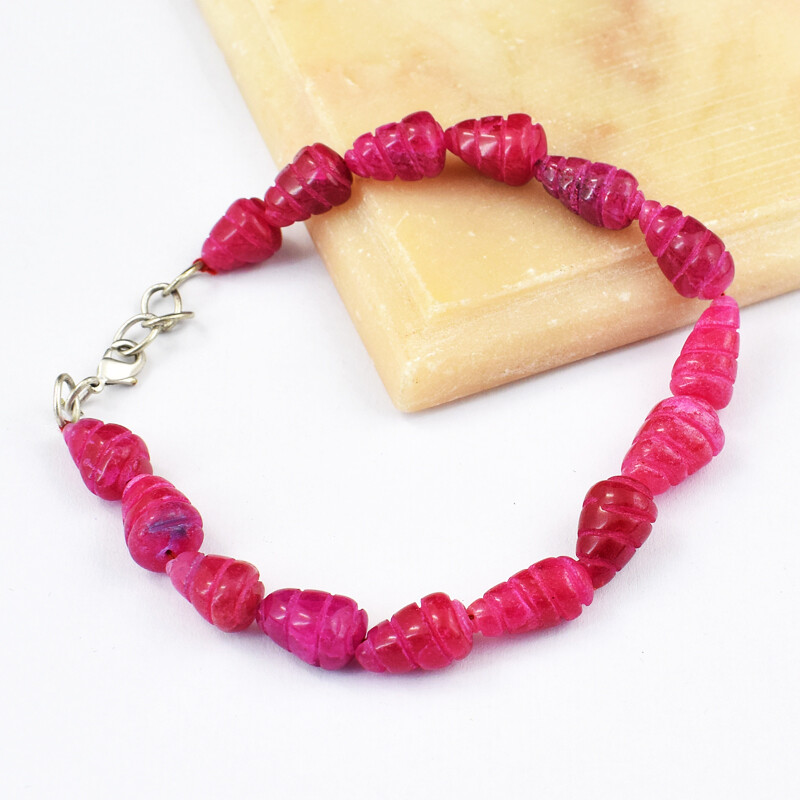 90.00 Cts Earth Mined 8″ Long Ruby Pear Shape Carved Beads Bracelet JK 06E225