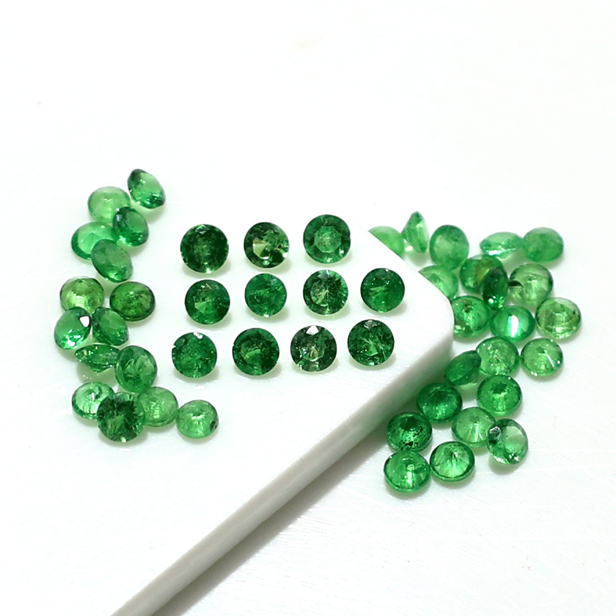 Parcel 24 PC Natural Tsavorite Hi-Grade 2.6mm-3.1mm Round Faceted Cut Gemstones
