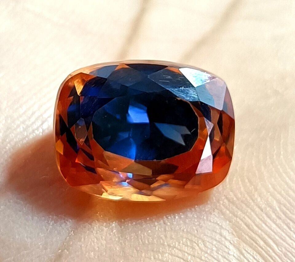 PITAMBARI SAPPHIRE Cushion CUT NATURAL BI-COLOR CERTIFIED LOOSE GEMSTONE 20.05CT