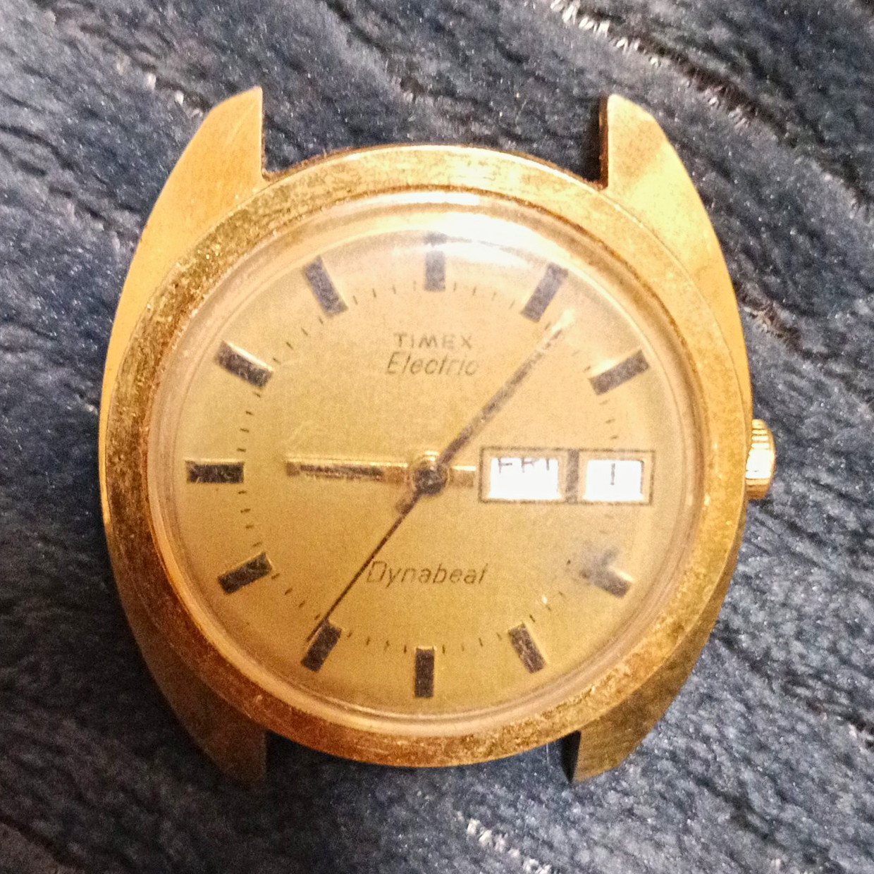 Timex Electric Dynabeat Men’s Manual Wind Day/Date Analog Gold Round Watch