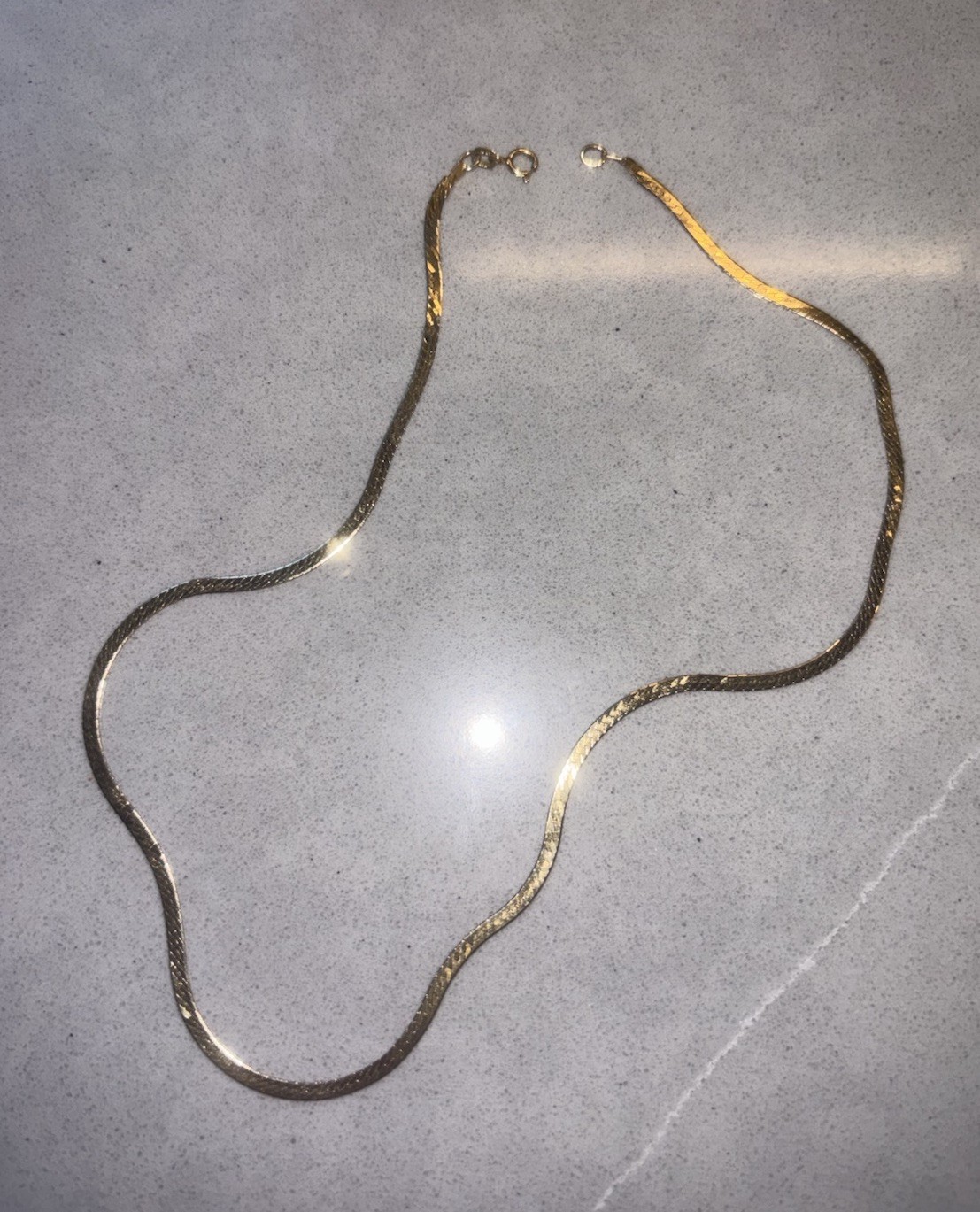 Vintage 14K Solid Yellow Gold Herringbone Necklace ~ 0.25” ~ 4.15g