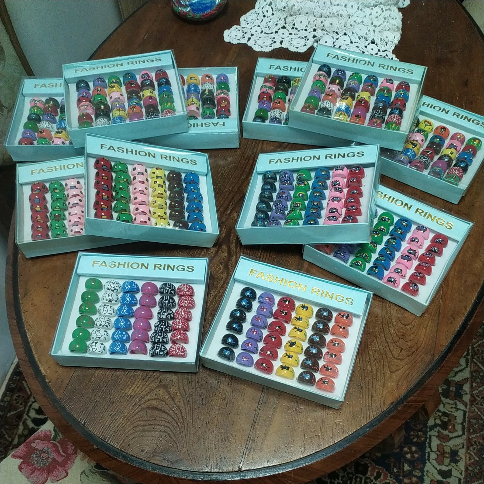 Lot of 432 Super Colorful Pop Art Resin Beach Rings – Various Sizes