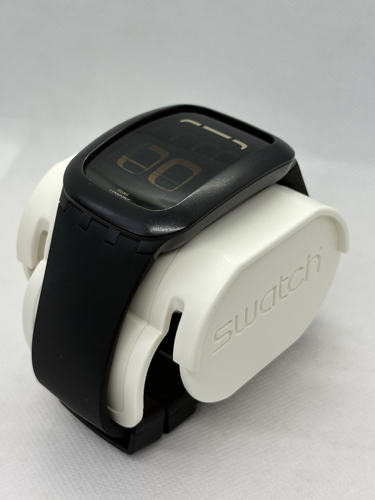 Swatch Touch Black District Digital Touchscreen Men’s Watch SURB112C Swiss w Box