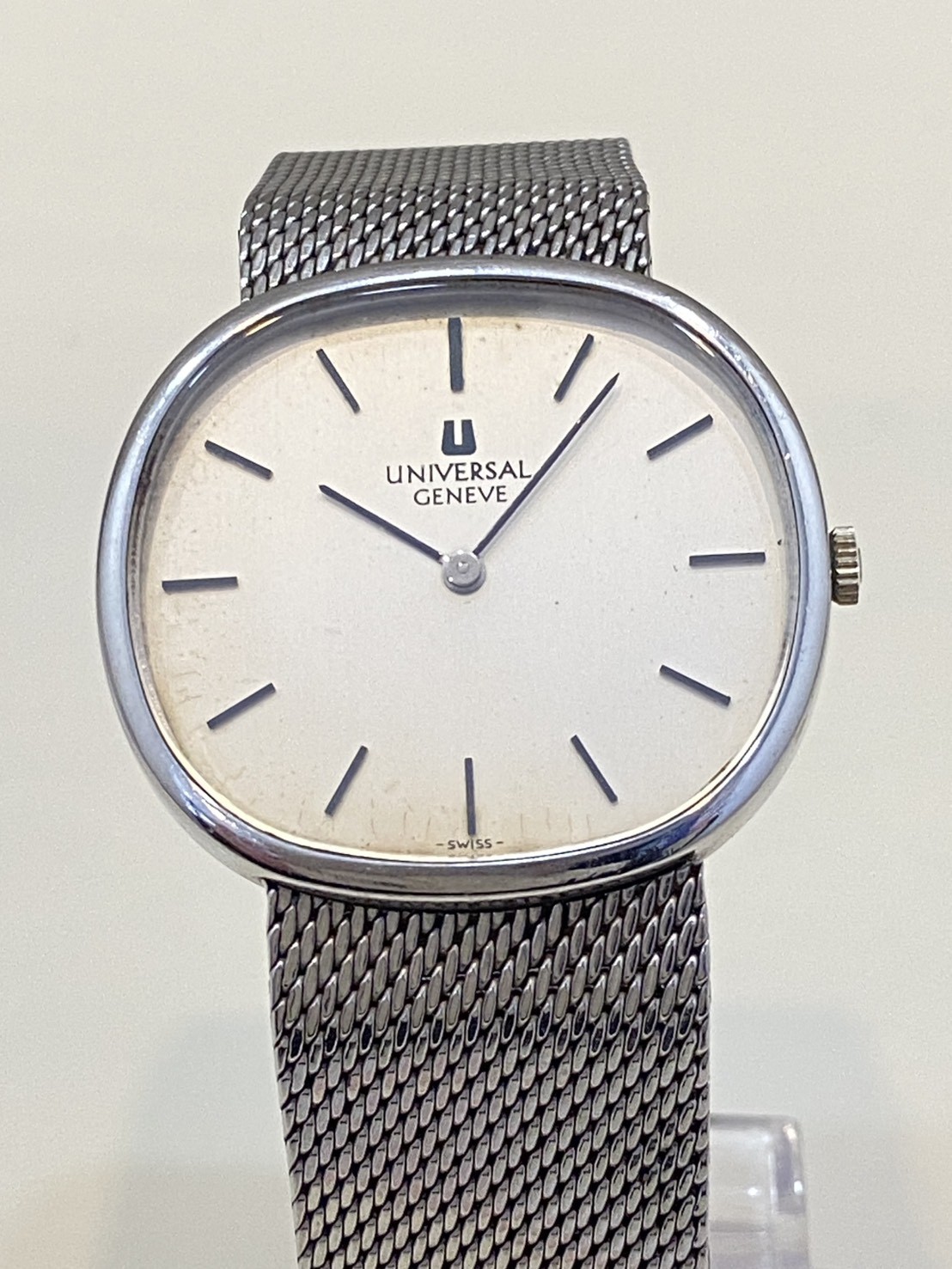 Vintage Universal Geneve “Ellipse” Sunburst Dial Manual Wind Swiss Watch 842125
