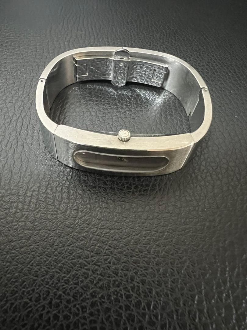 Gucci Bangle Watch Silver Quartz 14.0–14.5 in with Box