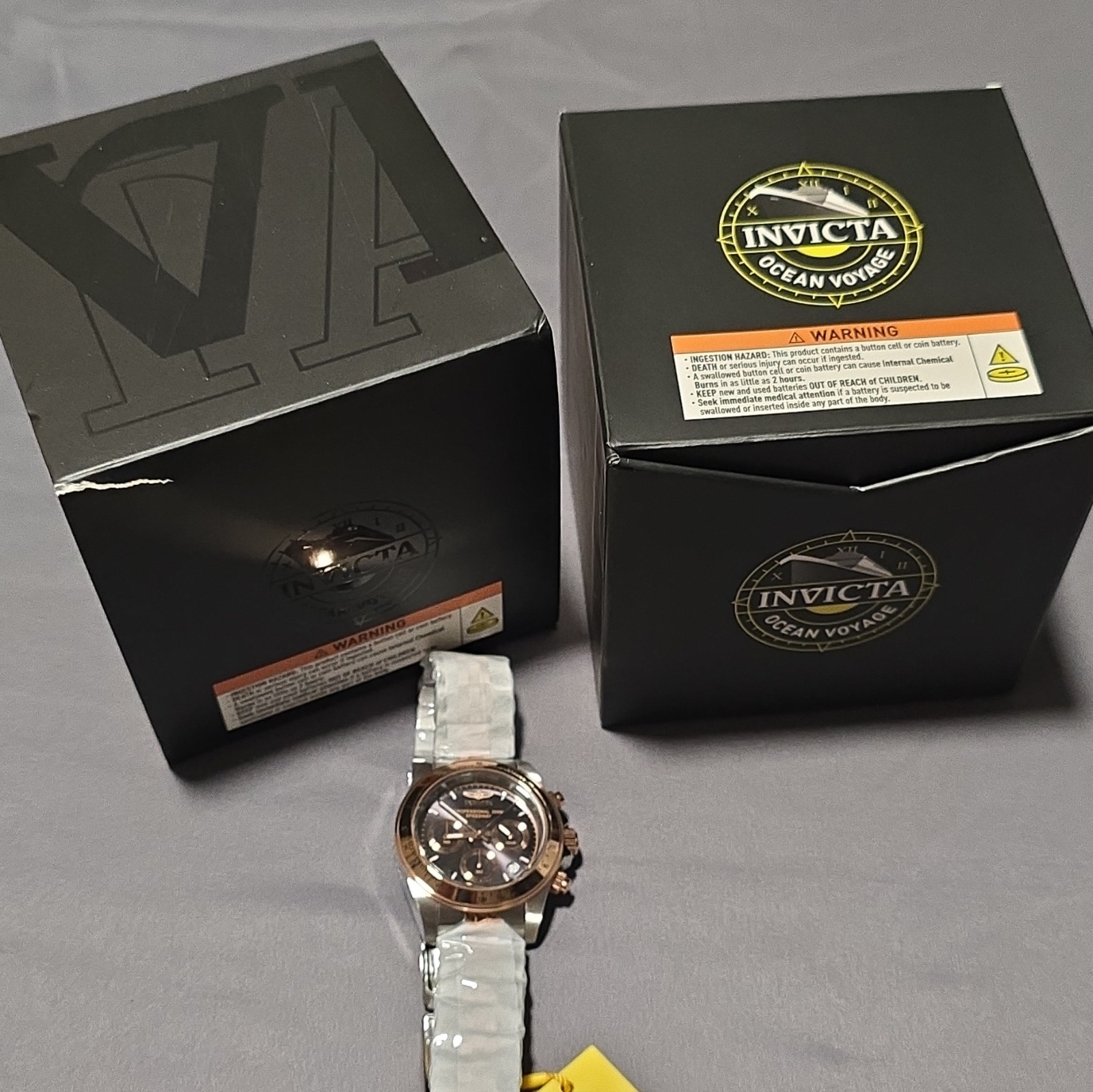 Invicta Speedway Quartz Chronograph 200m Two-Tone Black Dial Tachymeter w/ Box
