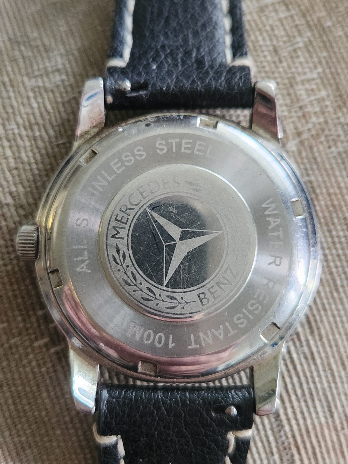 Mercedes-Benz Men’s Analog Quartz Watch. Please Read Description.