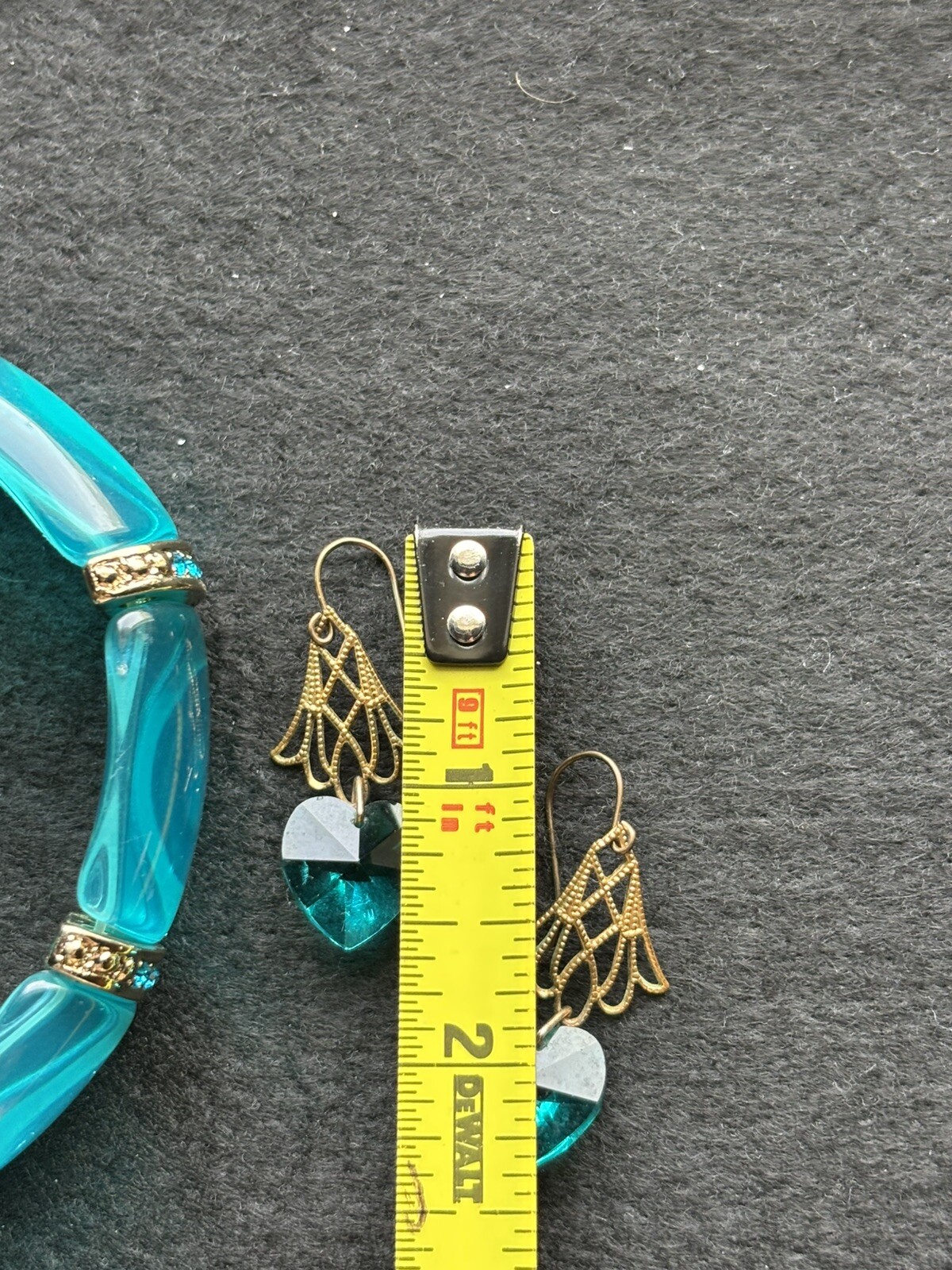Vtg Bangle Resin & Rhinestone Bracelet W/ Heart Crystal Faceted Earrings Aqua
