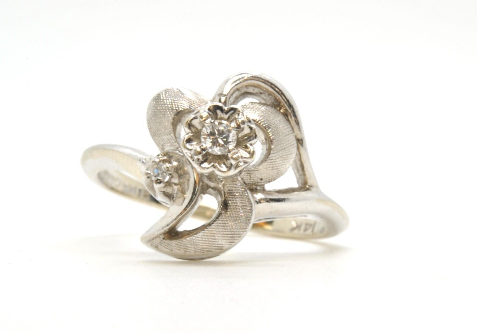 Vintage 14k White Gold Floral Ladies Diamond Right Hand Estate Ring Size 6