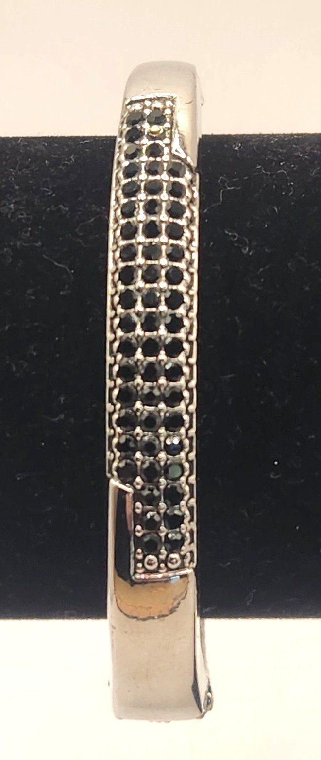 Brilliant Round Cut Rich Black Onyx Bracelet