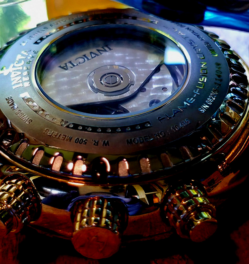 INVICTA SWISS MADE SUBACQUA NOMA I VALJOUX 7750 AUTO CHRONO LE BLUE DIAL & 18KT