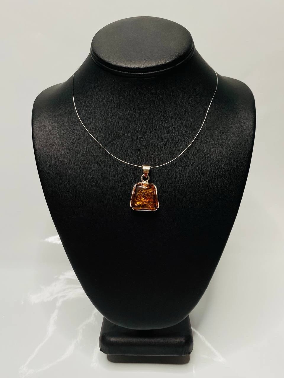 925 Solid Sterling Silver Honey Baltic Amber Designer Oval Beautiful Pendant