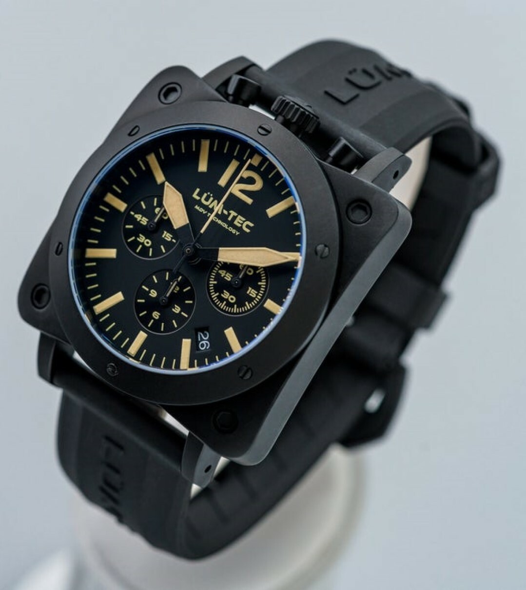 NEW Lum-Tec Bull42 A26 Military Quartz Black PVD Watch – DEALER & WARRANTY