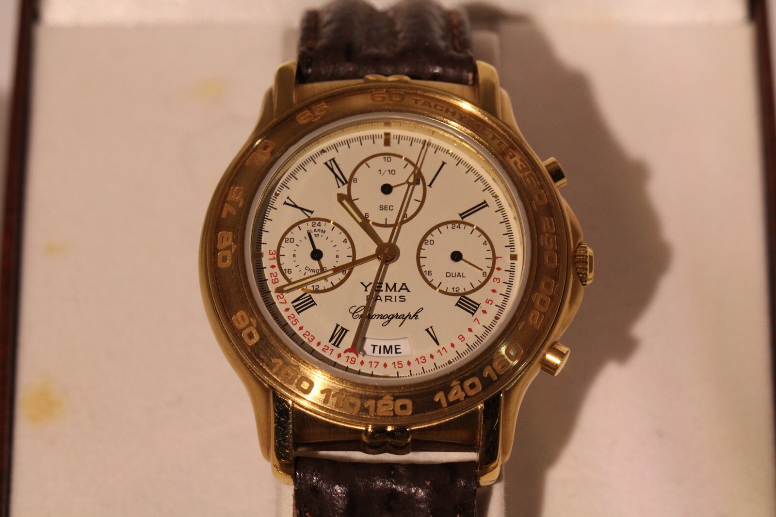 YEMA Paris Gold bezel white dial watch MODEL: Y211fe028