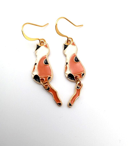 Metal and Enamel Multicolor Calico Cat Earrings with Wiggling Tails