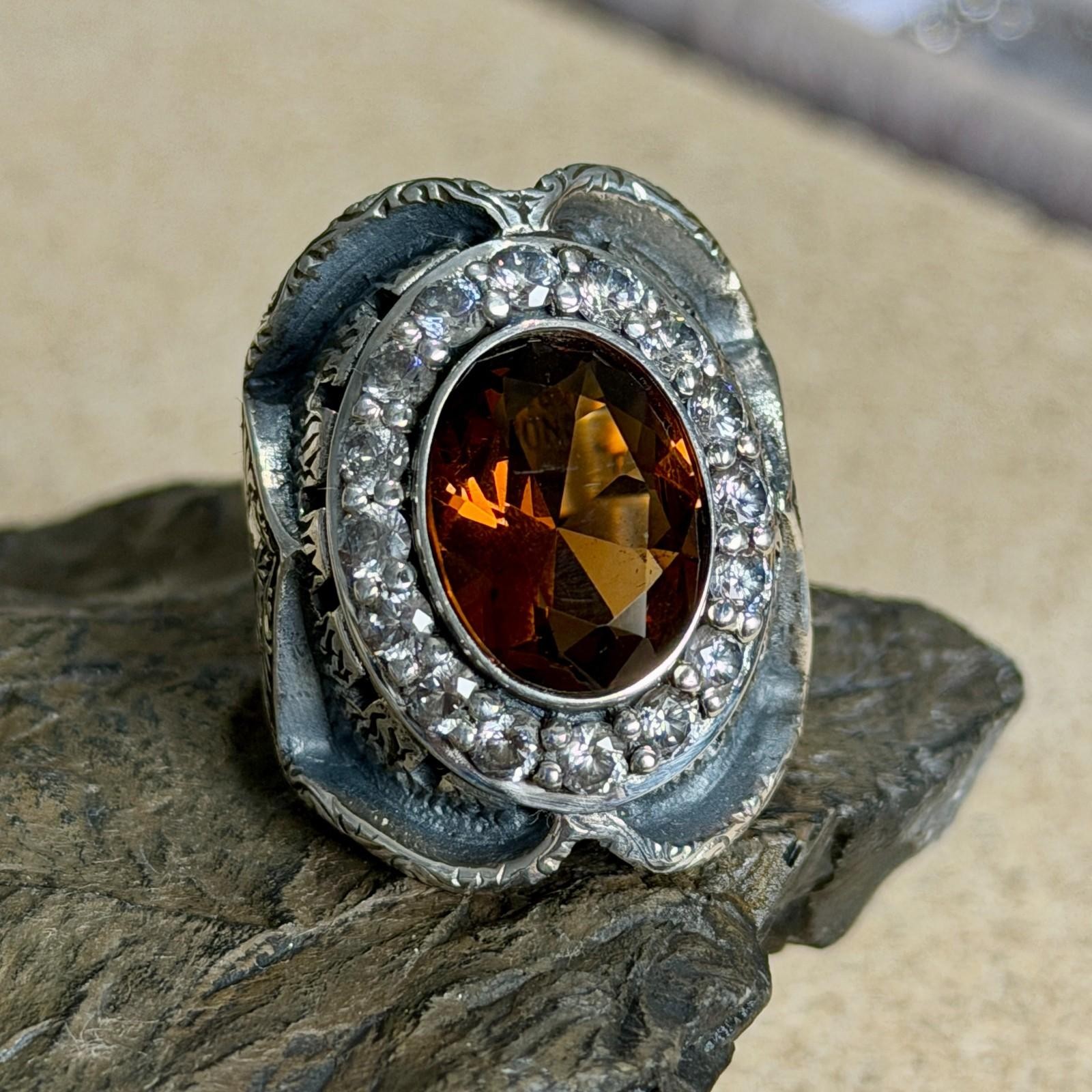 925 Men Handmade Zultanite Alexandrite Gemstone Hand-Engraved Turkish Ring
