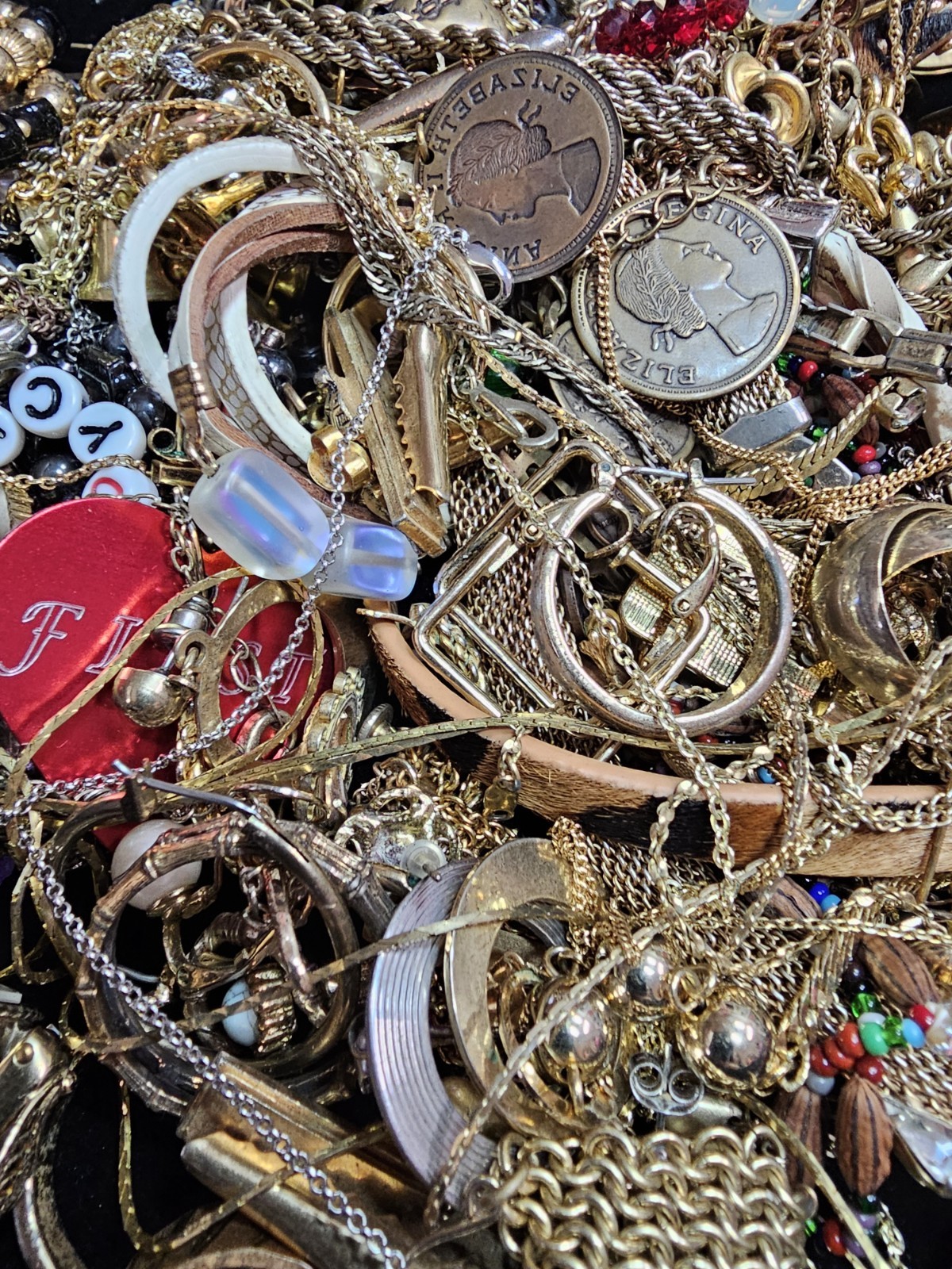Vintage To Mod Jewelry Lot Scrap Broken Mixed Metals Some GF Untested Over 1lb
