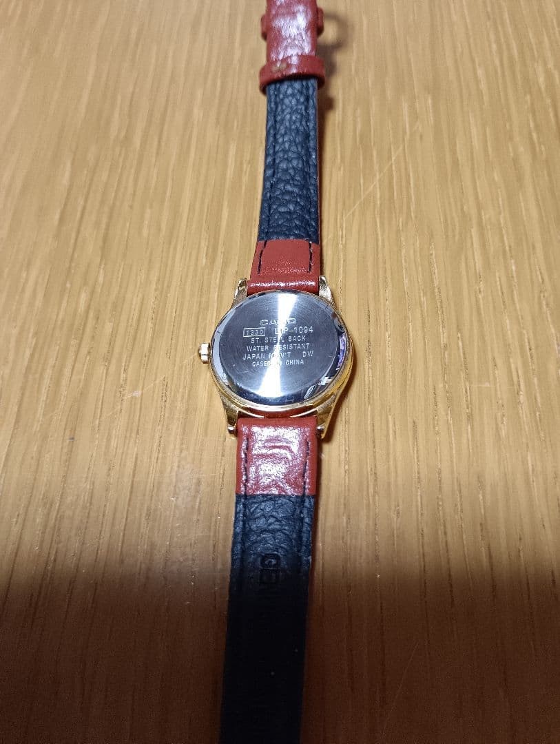 CASIO Quartz Watch, Gold Dial, Red Leather Strap NEW