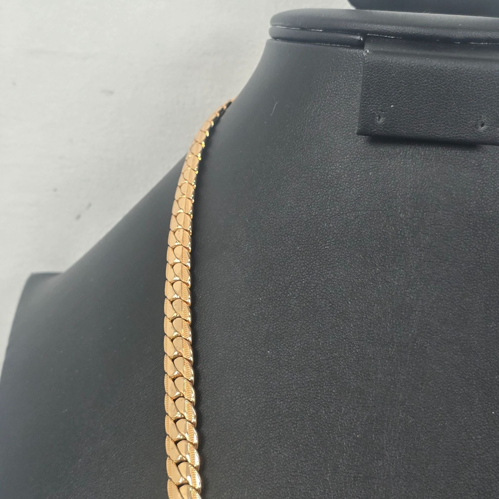 Cool 12K Gold-Plated Miami Cuban Chunky Curb Link Textured Chain Necklace 28″ U7