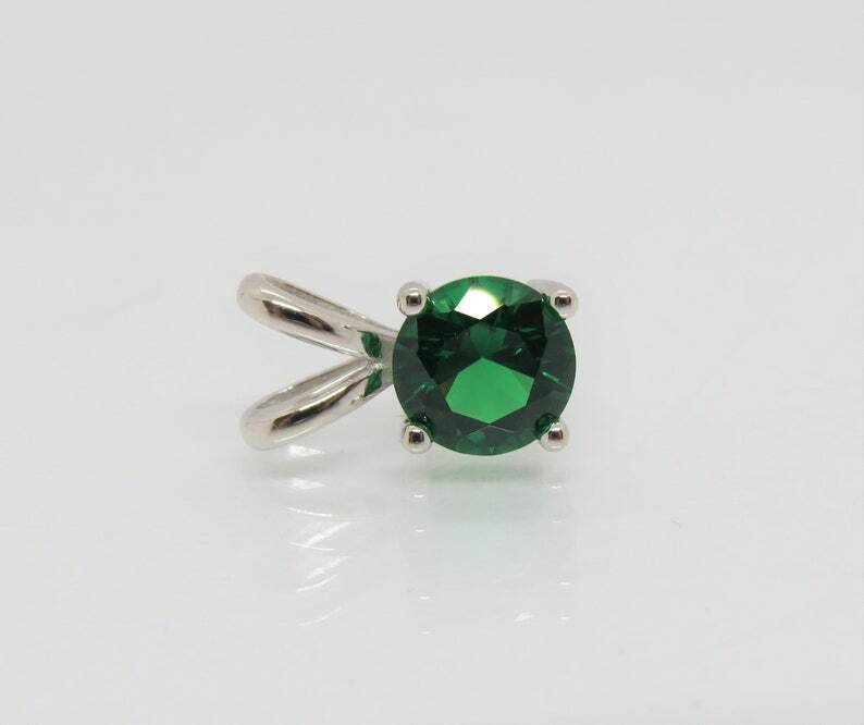 Women’s Solitaire 4 Prong Pendant 6mm Simulated Green White Gold Plated Silver