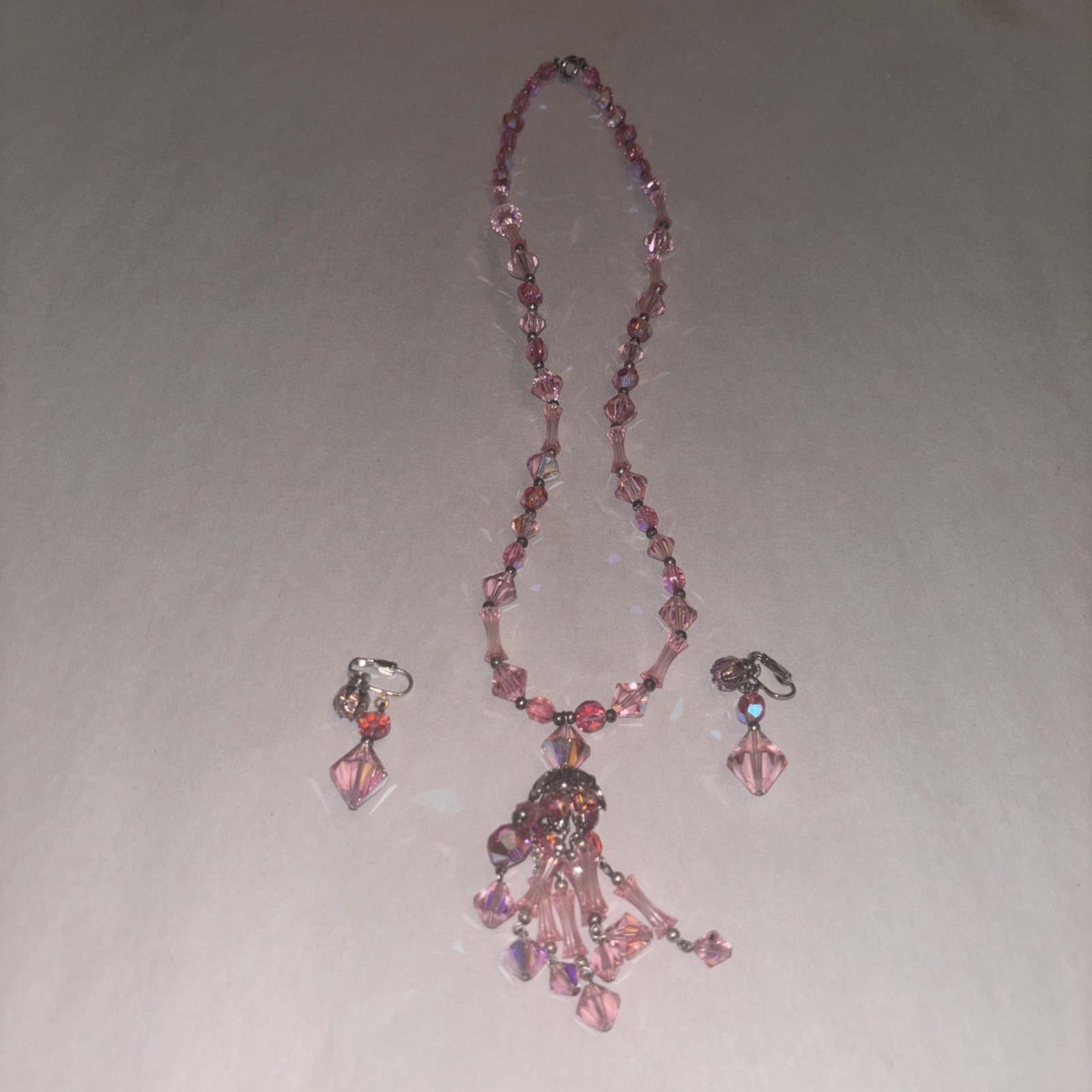 VTG Pink AB light refracting chandelier Necklace w matching Earrings Set