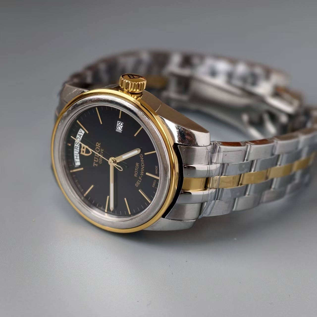 Tudor Black Gilding Dial Glamour M56003-0007 Men’s Watch Automatic 39mm Date